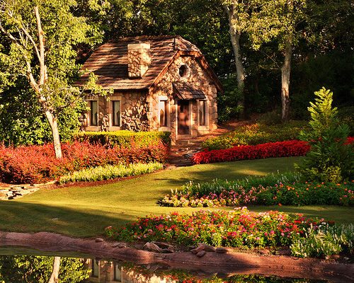 I love everything about this tiny house!